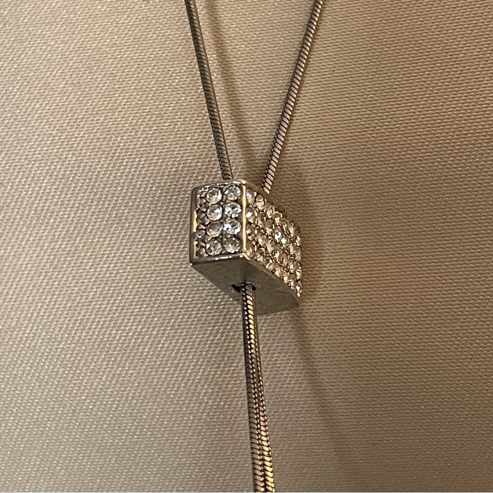 Crystals in silver tone metal setting bolo tie Necklace y2k - Picture 8 of 11
